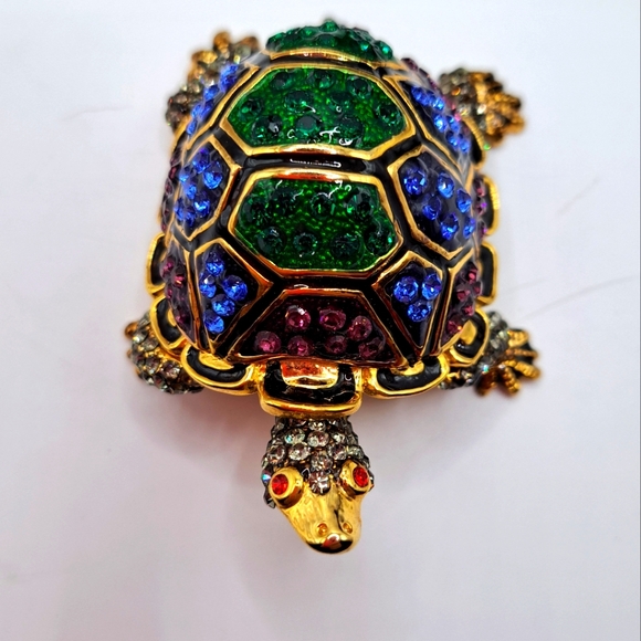 RUCINNI Green Serpent Brooch With Swarovski Crystals - Antique Gold Plated Pin (9914AGN)